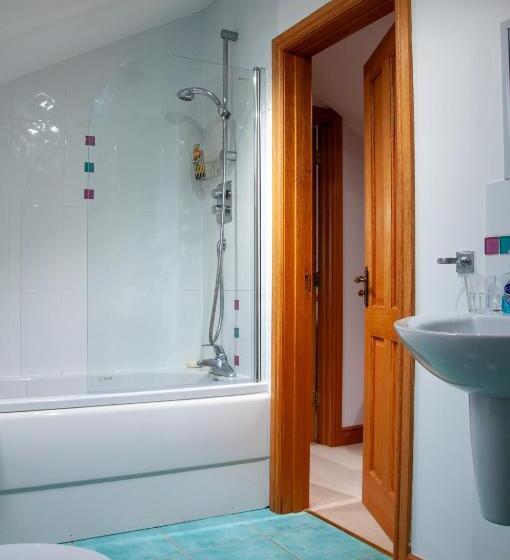 Bed and Breakfast Creeghduff Lodge