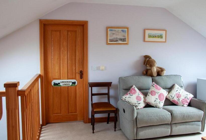 Bed and Breakfast Creeghduff Lodge