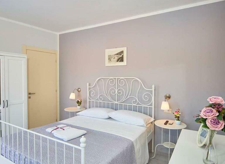 مبيت وإفطار Criselle