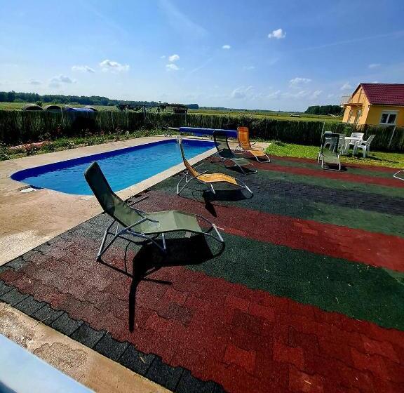 민박 Csodarét Kúria