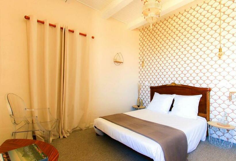 민박 Domaine De Bauzit