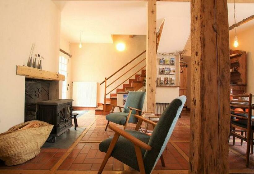 민박 Domaine De Bauzit