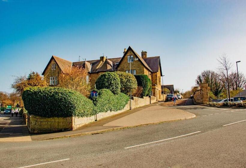 تختخواب و صبحانه Eveanna