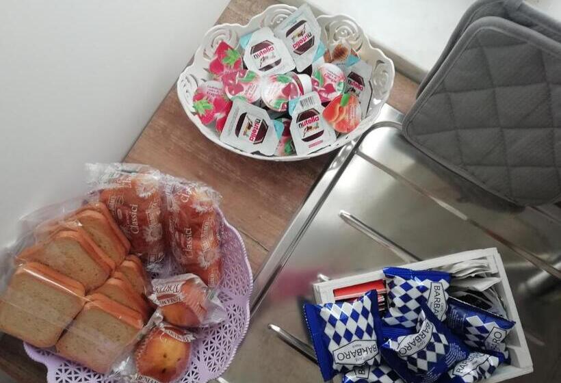 ベッドアンドブレックファースト Flower House