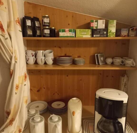 צימר Gästeheim Auwitsch