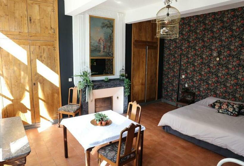 Bed and Breakfast La Maison Du Saula