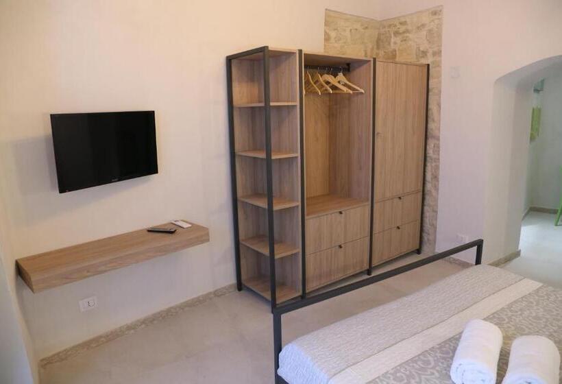 تختخواب و صبحانه Locus Pendinelli Trani