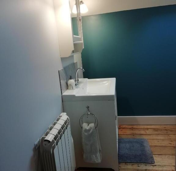 צימר Thunder Roadhouse