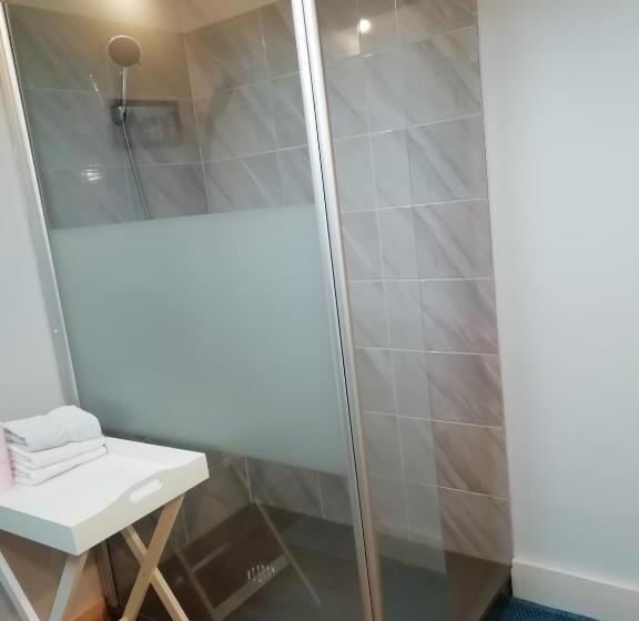 צימר Thunder Roadhouse