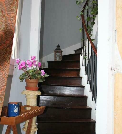 مبيت وإفطار Un Air Moulinois