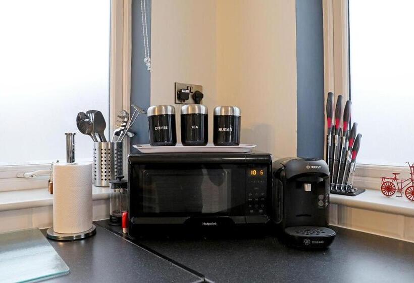 Contractor Friendly From  Tobs Norwich