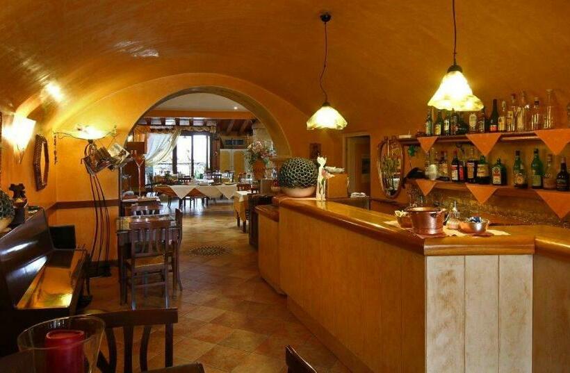 فندق Al Borgo Antico Ristorante Con Camere