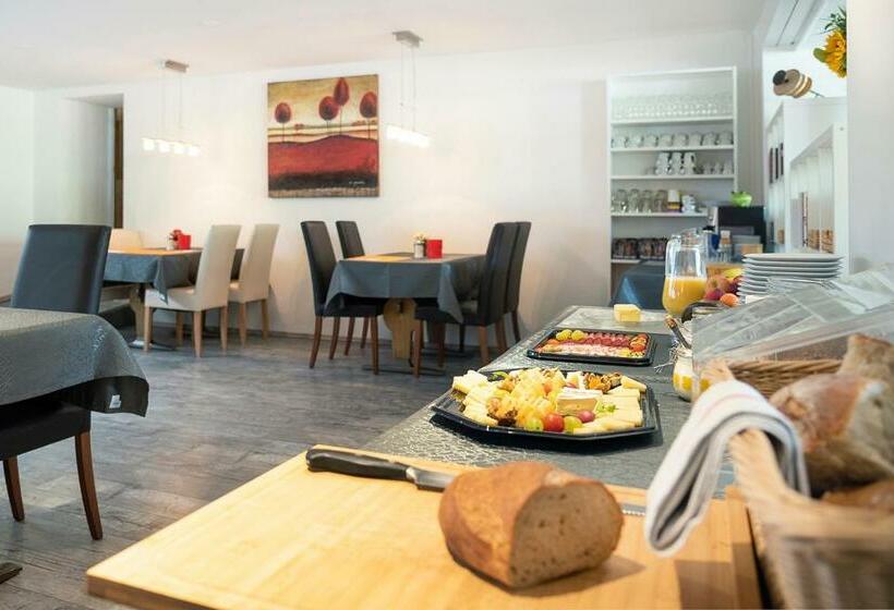 酒店 B&b La Tgamona