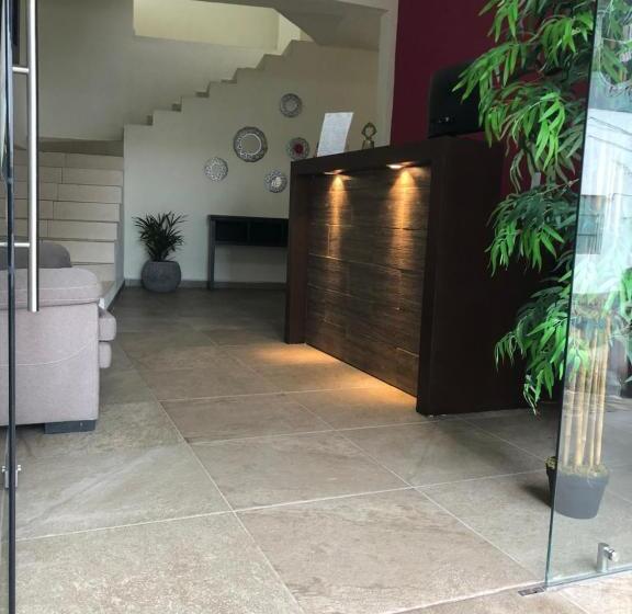 فندق Sierra Linda