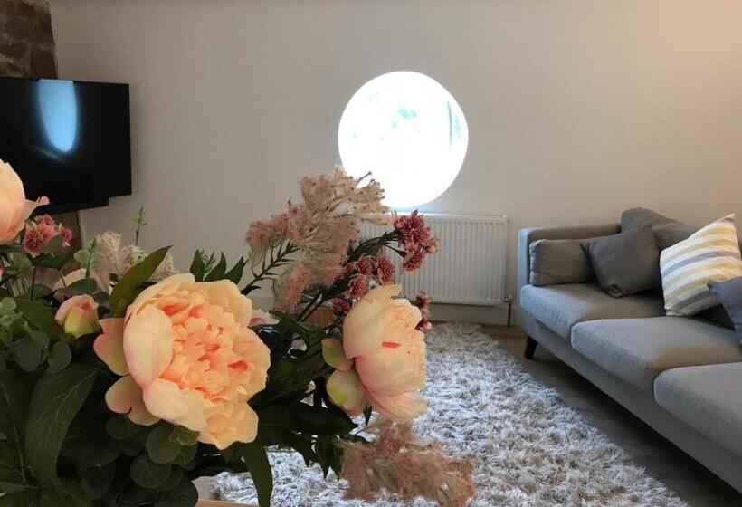 酒店 The Hayloft Cheshire