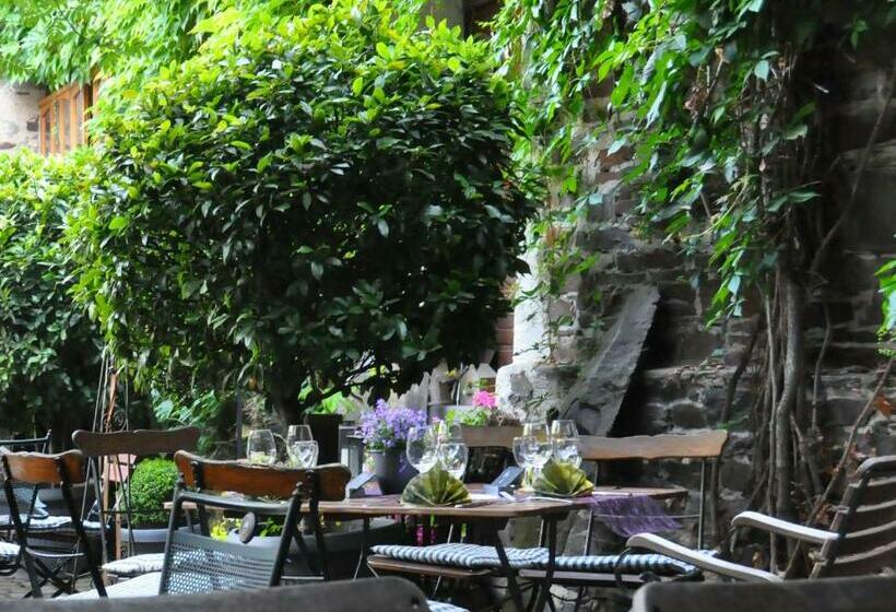 ホテル Winzerhof Gietzen