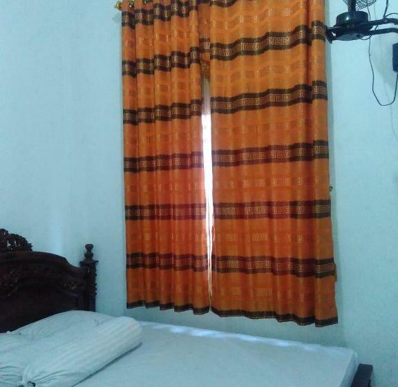 호텔 Wisma Kahyangan