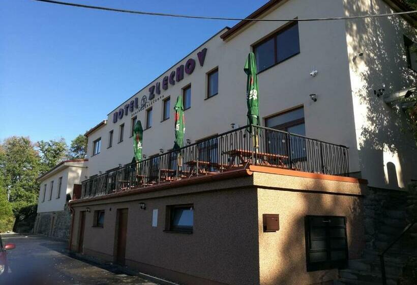 酒店 Zlechov