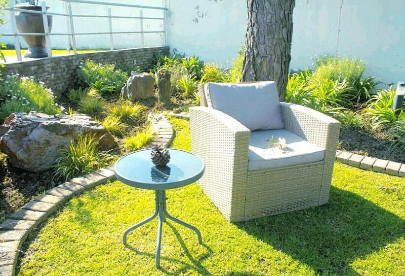 פנסיון Botle Ba Afrika Lodge