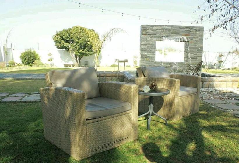 펜션 Botle Ba Afrika Lodge