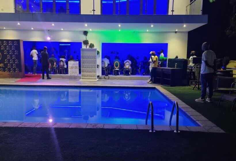 פנסיון Botle Ba Afrika Lodge