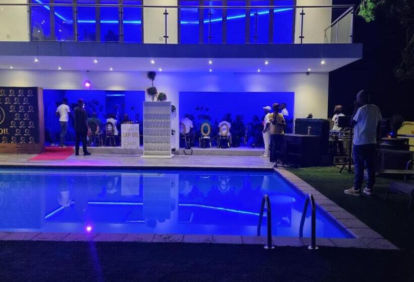 펜션 Botle Ba Afrika Lodge