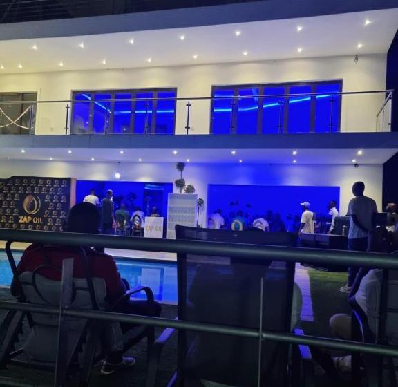 펜션 Botle Ba Afrika Lodge