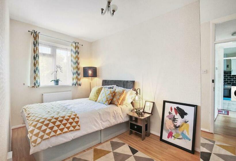 膳宿费 Charming Room In The Heart Of Chiswick