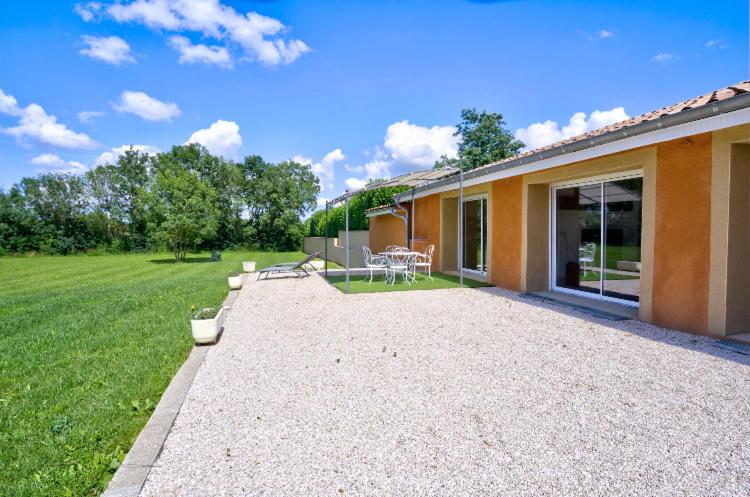 膳宿费 Domaine Des Jardins De La Saône