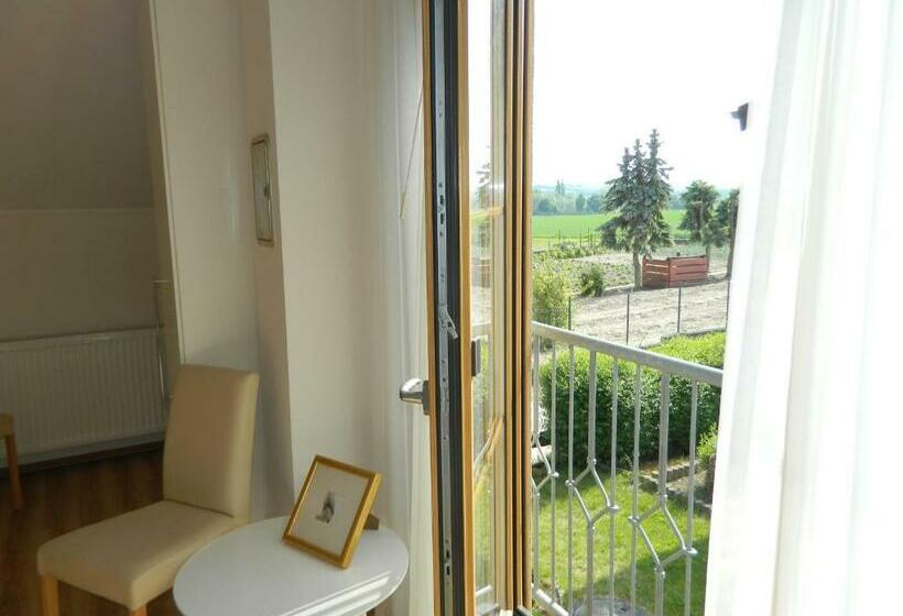 ペンション Gästehaus Borniger