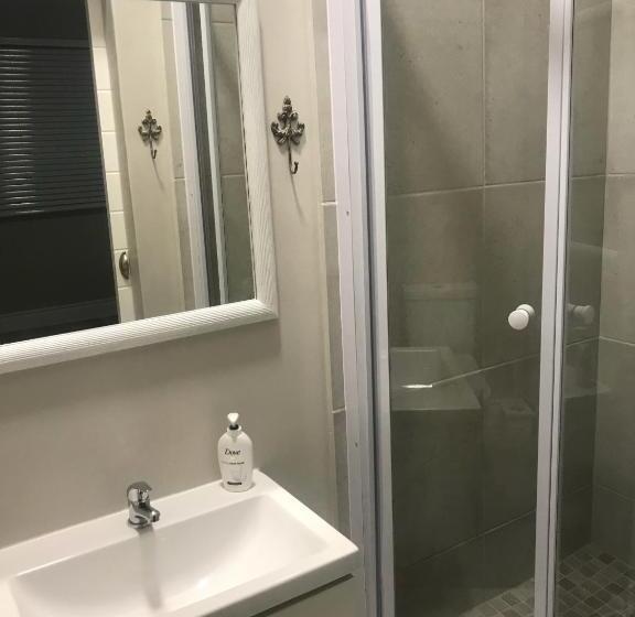 بنسيون La Liberté Freedom To Be