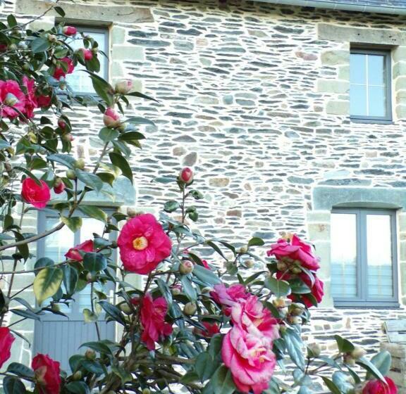 بنسيون Les Reinettes   Les Vergers De Guerlédan