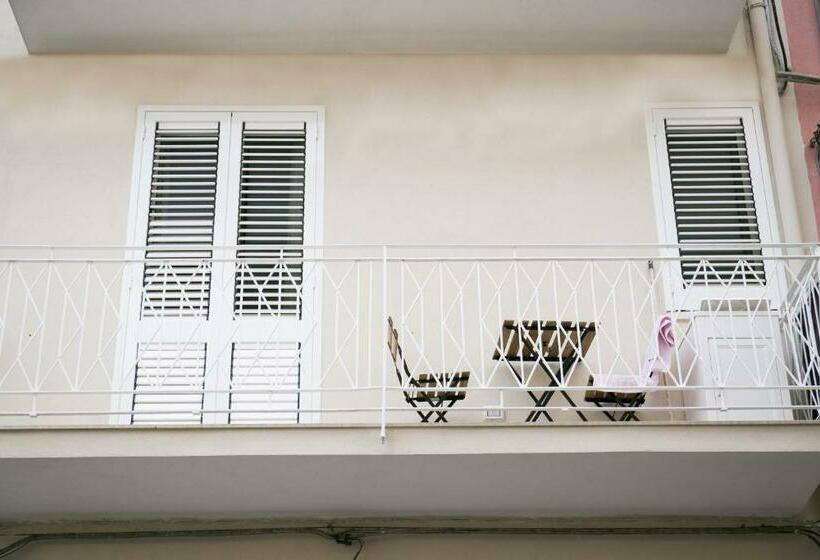 ペンション Ludovica Home