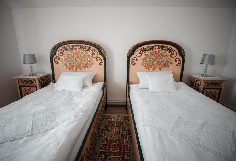 بنسيون Muskatli Panzio Sic