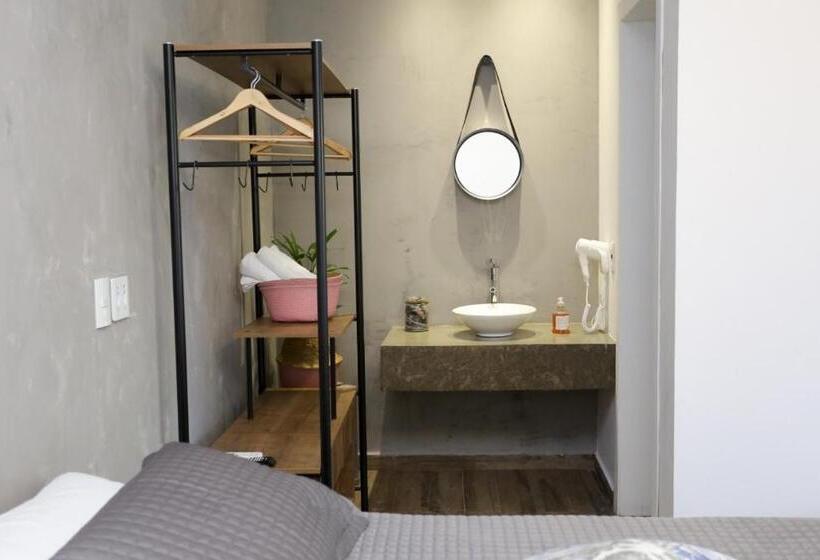 膳宿费 Pequeno Paraíso