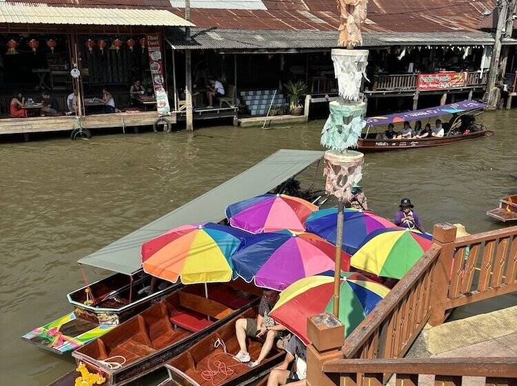 膳宿费 Reuan Vilawan