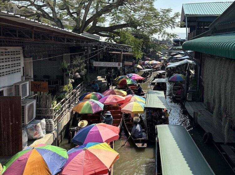 פנסיון Reuan Vilawan