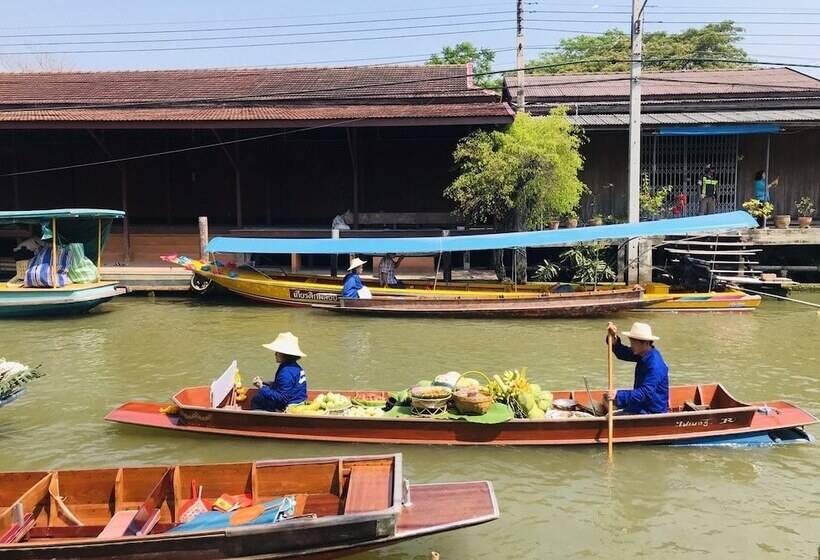 膳宿费 Reuan Vilawan