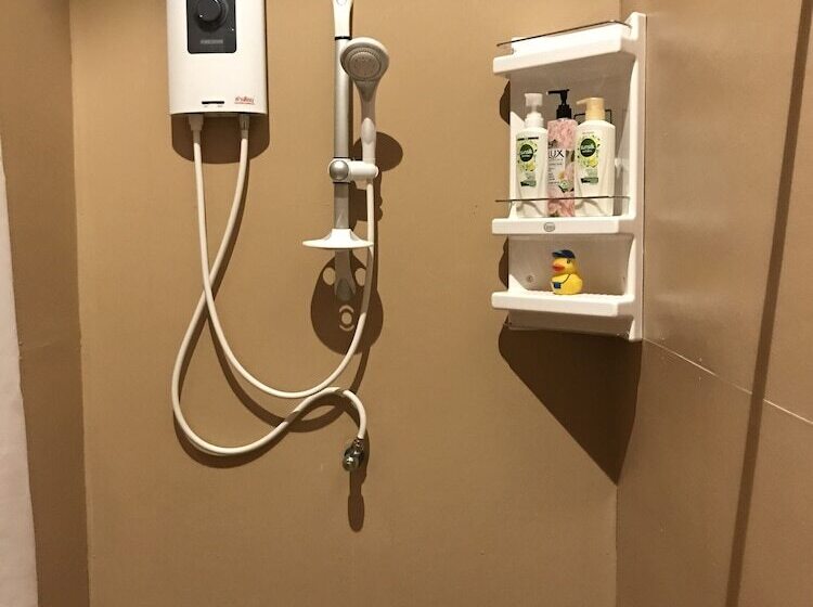 膳宿费 Reuan Vilawan