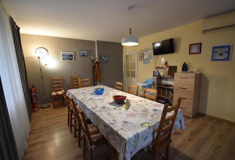 פנסיון Simada Green Guest House