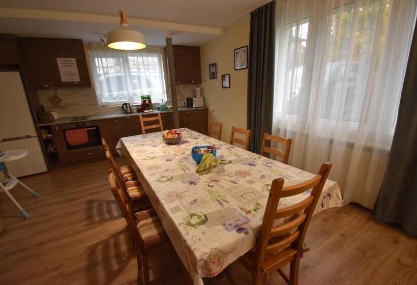 פנסיון Simada Green Guest House