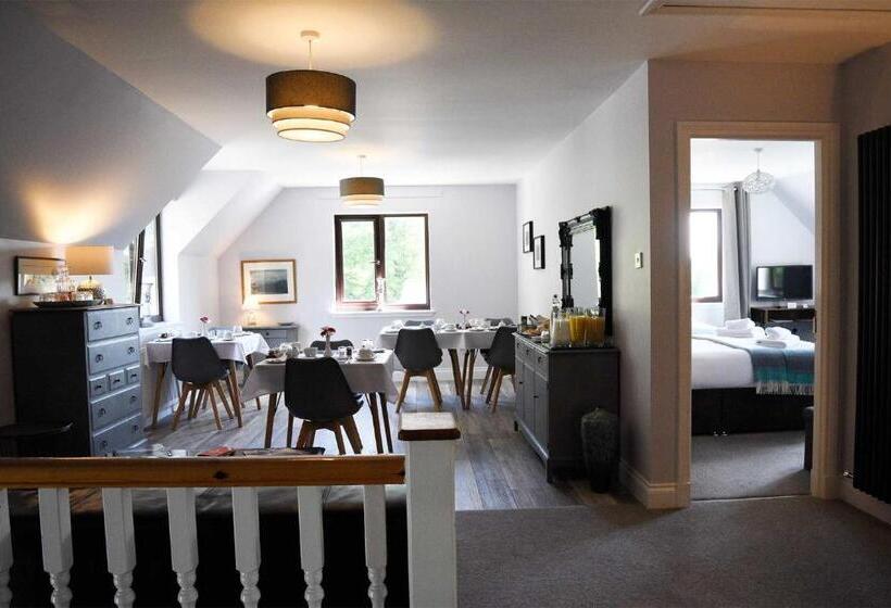 Пансион Stonefield House