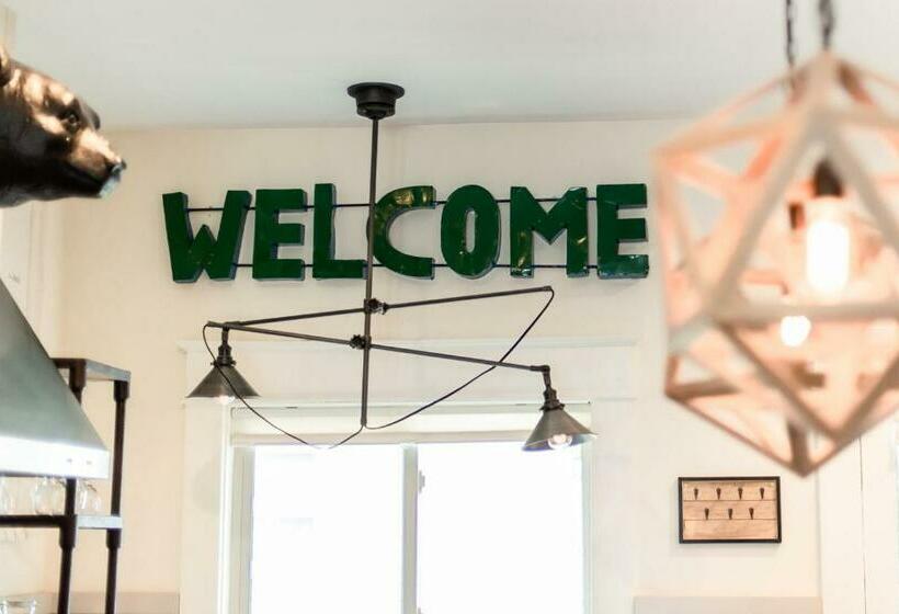 بنسيون Studio 555