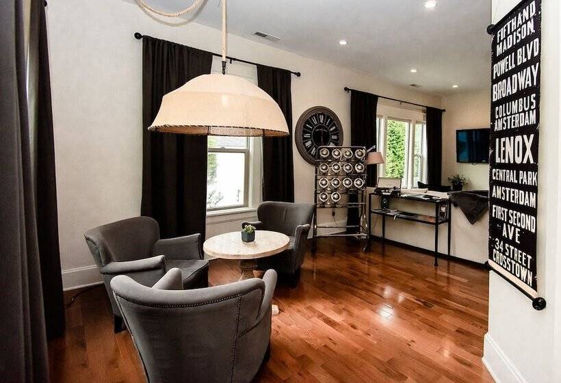 بنسيون Studio 555