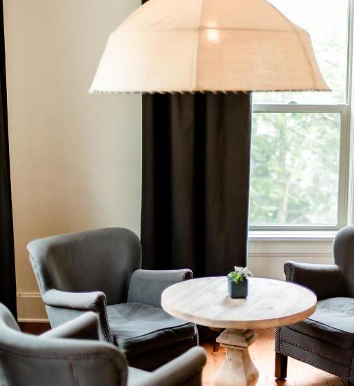 بنسيون Studio 555