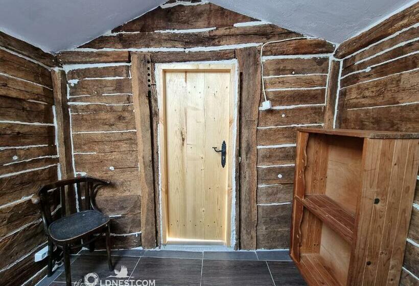 بنسيون The Old Nest