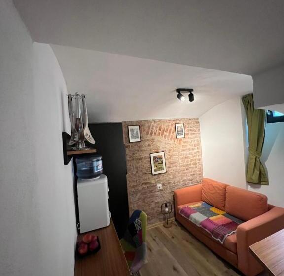 ペンション Timhouse