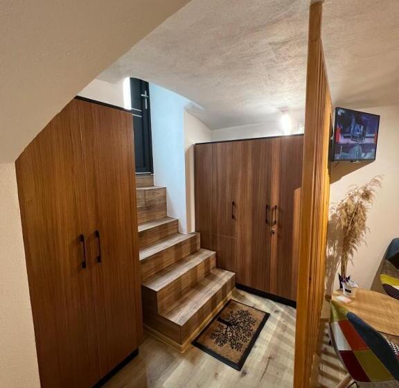 ペンション Timhouse