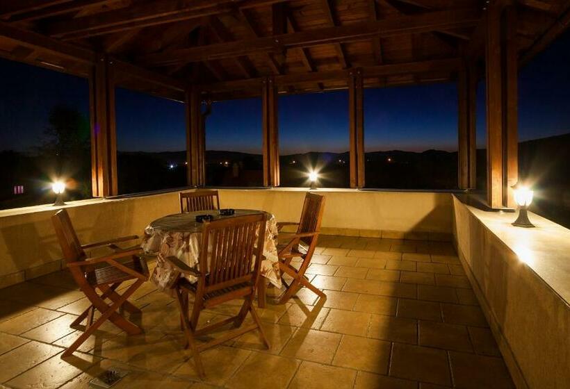 بنسيون Vila Transylvania