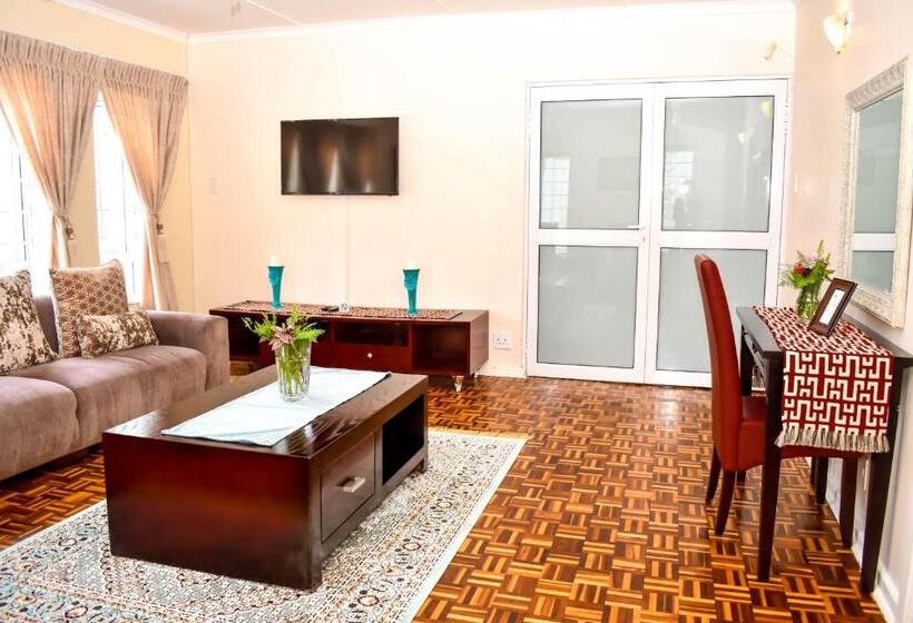 پانسیون Villa Palesa Guesthouse